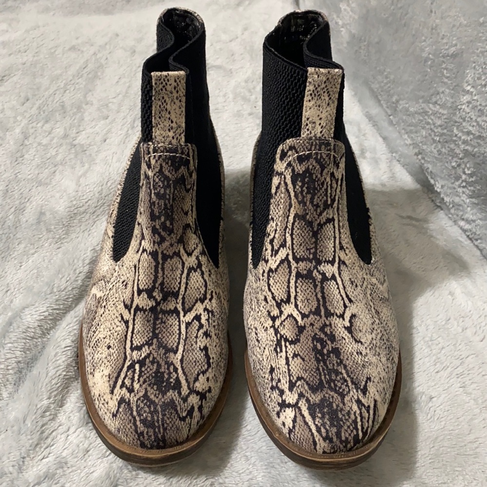Boutique by Corkys